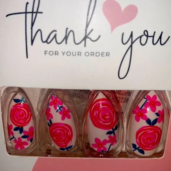Pink Rose Press On’s - Picture 3 of 3